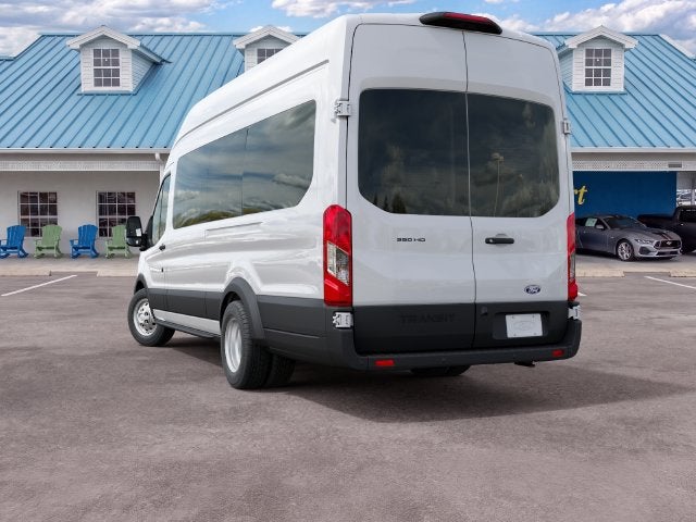 2027 Ford Transit Passenger Wagon XL