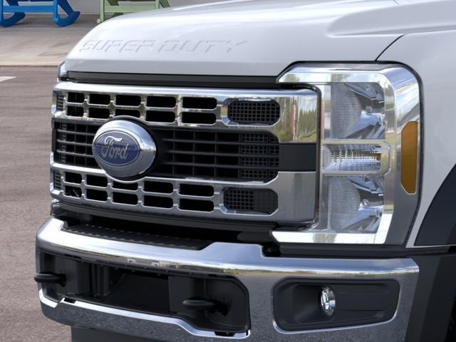 2026 Ford Super Duty F-450 DRW Chassis Cab XL DRW