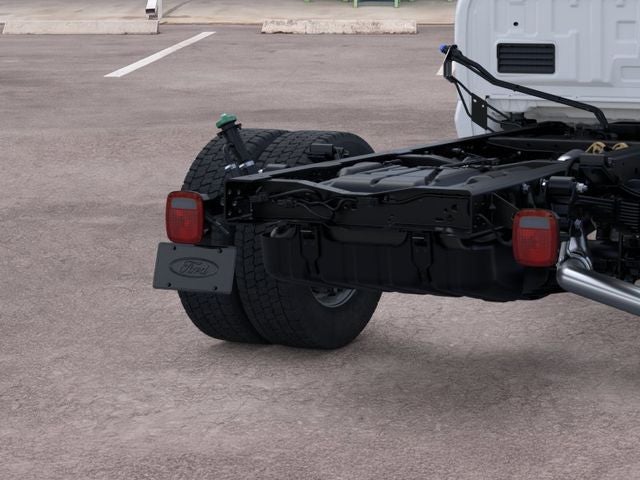 2026 Ford Super Duty F-450 DRW Chassis Cab XL DRW