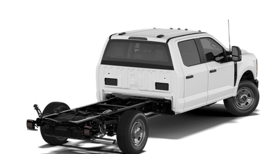 2027 Ford Super Duty F-350 SRW Chassis Cab XL