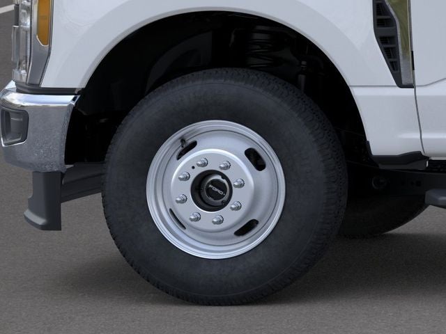 2026 Ford Super Duty F-350 DRW Chassis Cab XL