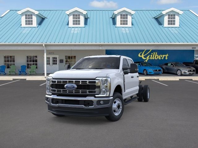 2026 Ford Super Duty F-350 DRW Chassis Cab XL