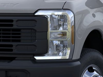 2026 Ford Super Duty F-350 DRW Chassis Cab XL