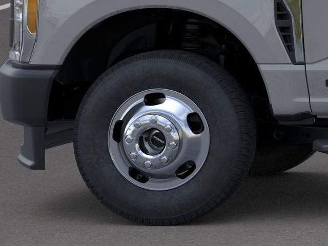 2026 Ford Super Duty F-350 DRW Chassis Cab XL