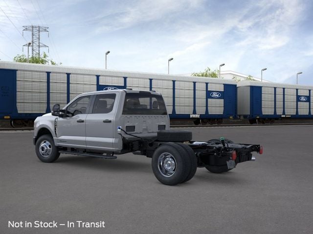 2026 Ford Super Duty F-350 DRW Chassis Cab XL