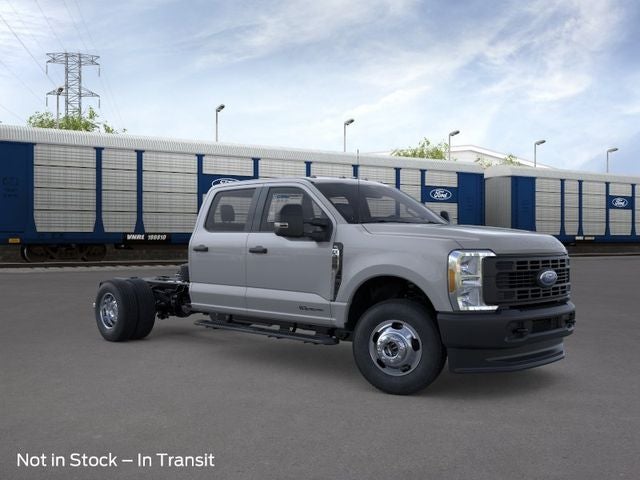 2026 Ford Super Duty F-350 DRW Chassis Cab XL