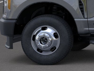 2026 Ford Super Duty F-350 DRW Chassis Cab XL