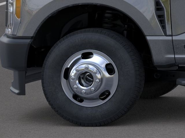 2026 Ford Super Duty F-350 DRW Chassis Cab XL