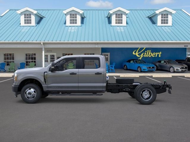 2026 Ford Super Duty F-350 DRW Chassis Cab XL