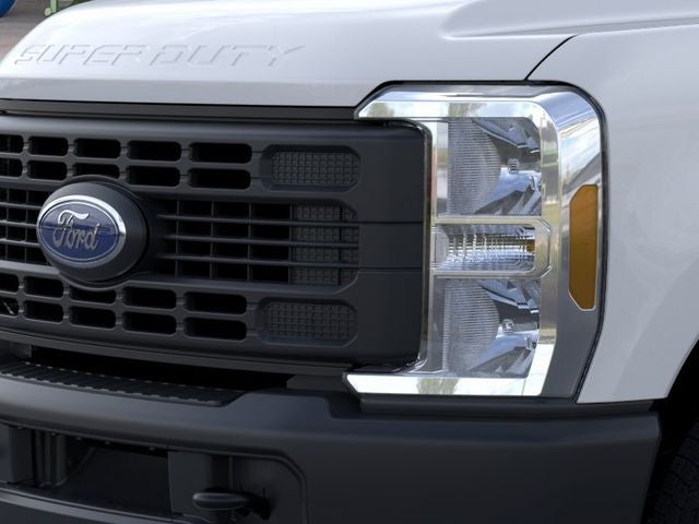 2026 Ford Super Duty F-350 DRW Chassis Cab XL DRW
