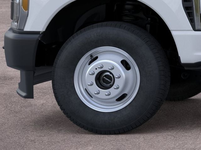 2026 Ford Super Duty F-350 DRW Chassis Cab XL DRW