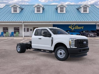2026 Ford Super Duty F-350 DRW Chassis Cab XL DRW