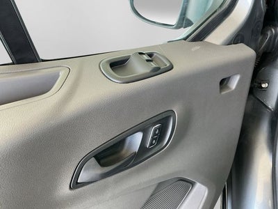 2025 Ford Transit Passenger Wagon XLT