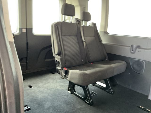 2025 Ford Transit Passenger Wagon XLT