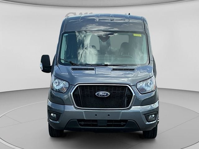 2025 Ford Transit Passenger Wagon XLT