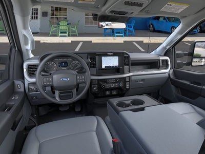 2026 Ford F-550SD DRW