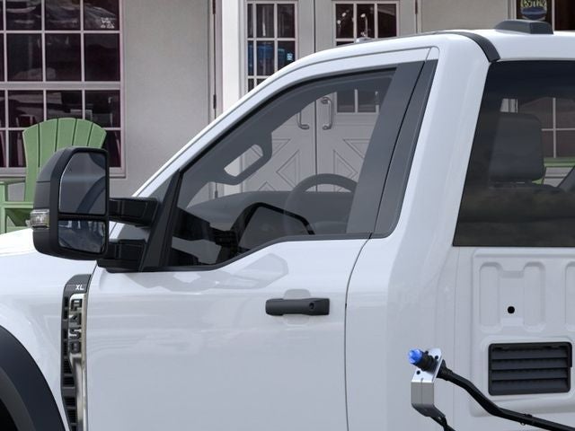 2026 Ford Super Duty F-450 DRW Chassis Cab XL DRW