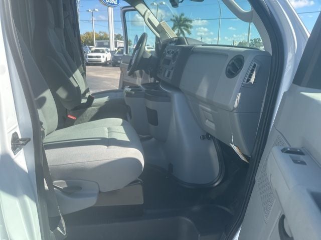 2026 Ford E-350SD Base Cutaway