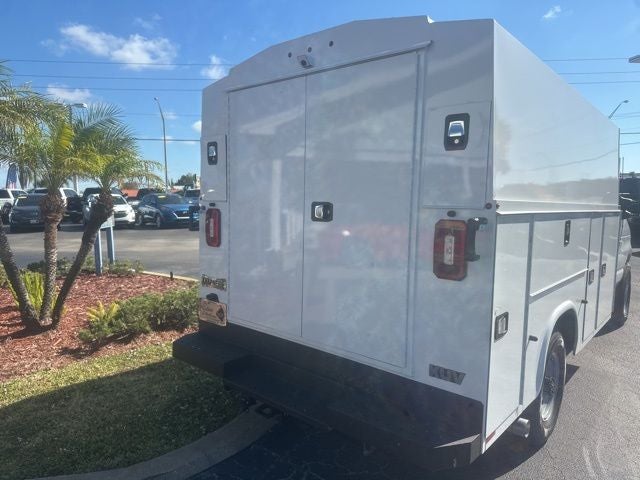 2026 Ford E-350SD Base Cutaway