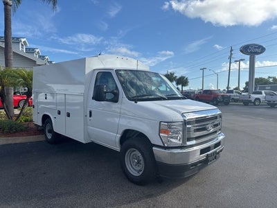 2026 Ford E-350SD Base Cutaway
