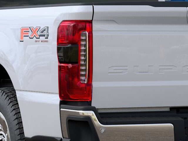 2027 Ford Super Duty F-350 SRW Pickup Lariat