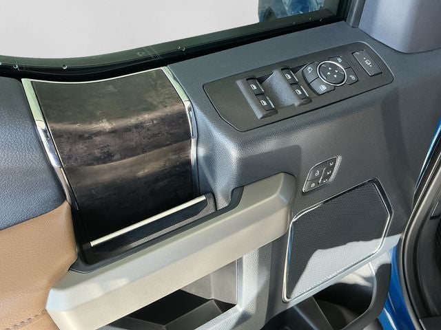 2022 Ford F-350SD Lariat