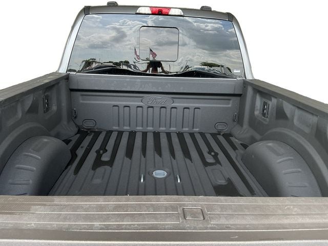 2025 Ford Super Duty F-350 SRW Pickup XLT TREMOR