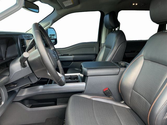 2025 Ford F-350SD Lariat