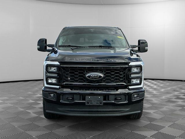 2025 Ford F-350SD Lariat