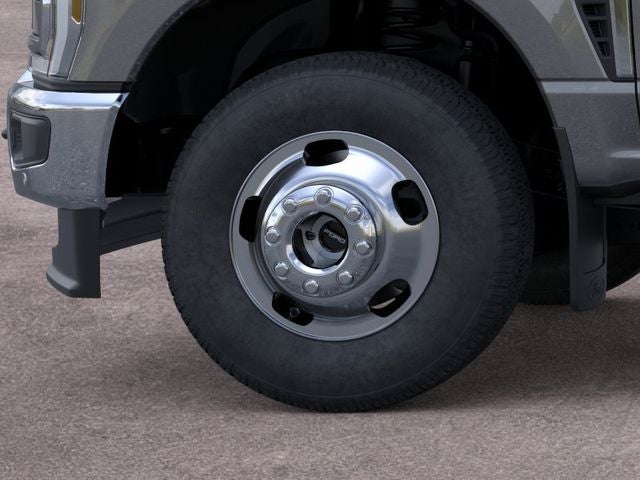2026 Ford Super Duty F-350 DRW Pickup LARIAT