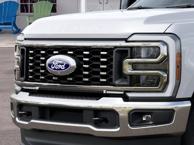 2027 Ford Super Duty F-350 DRW Pickup Lariat DRW