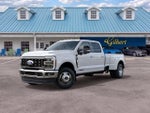 2027 Ford Super Duty F-350 DRW Pickup Lariat DRW