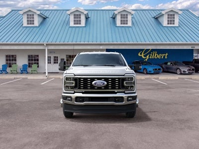2027 Ford Super Duty F-350 DRW Pickup Lariat DRW
