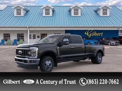 2026 Ford Super Duty F-350 DRW Pickup King Ranch DRW