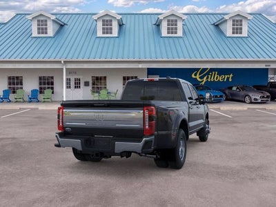 2026 Ford Super Duty F-350 DRW Pickup King Ranch DRW