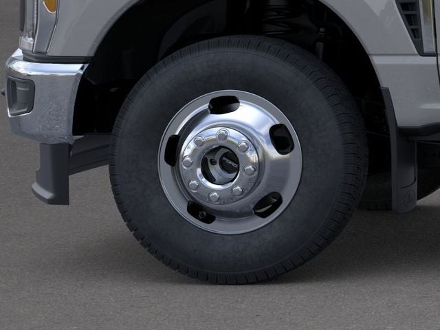 2026 Ford Super Duty F-350 DRW Pickup XL