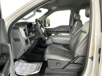 2023 Ford Super Duty F-350 DRW Pickup XL DRW