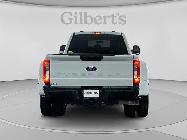 2023 Ford Super Duty F-350 DRW Pickup XL DRW