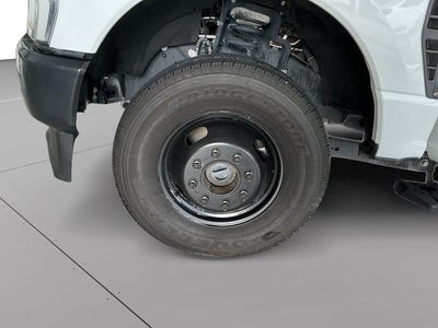 2023 Ford Super Duty F-350 DRW Pickup XL DRW