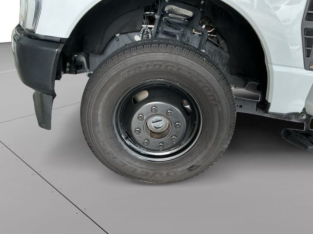 2023 Ford Super Duty F-350 DRW Pickup XL DRW