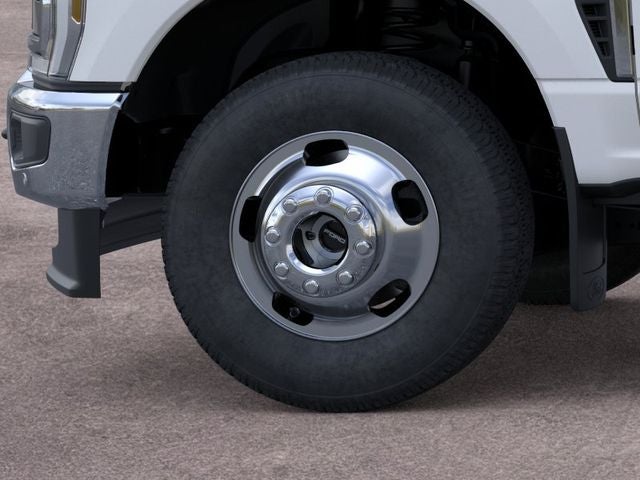 2026 Ford Super Duty F-350 DRW Pickup Lariat DRW