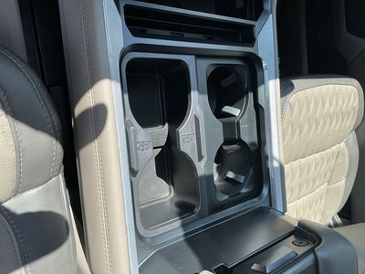 2025 Ford Super Duty Platinum DRW