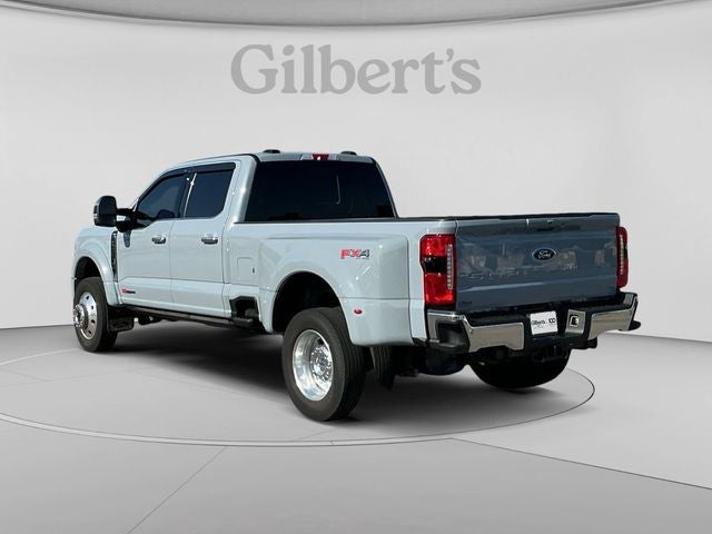 2025 Ford Super Duty F-450 Pickup Lariat DRW