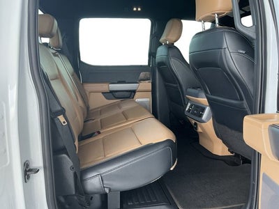 2025 Ford Super Duty F-450 Pickup Lariat DRW