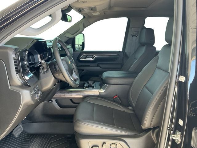 2024 Chevrolet Silverado 3500HD LTZ