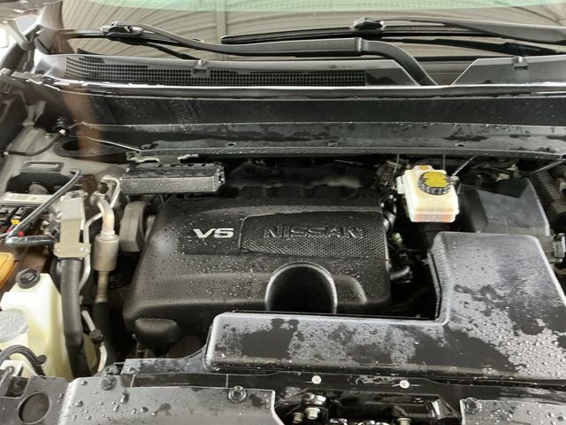 2017 Nissan Pathfinder SL