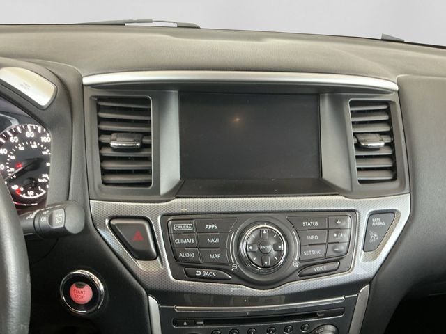 2017 Nissan Pathfinder SL