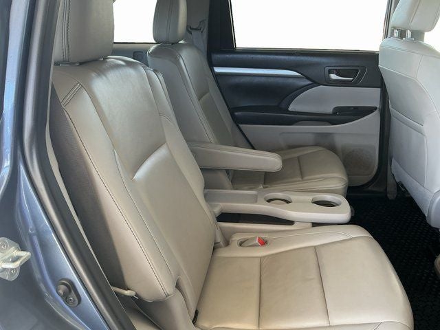 2019 Toyota Highlander Base