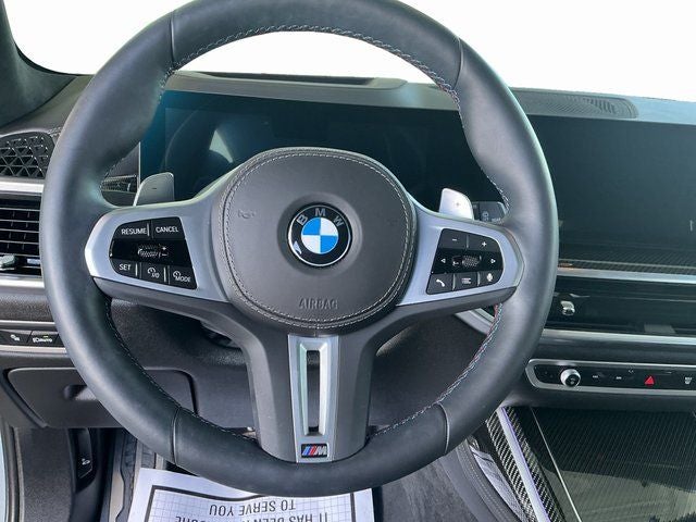 2025 BMW X7 M60i