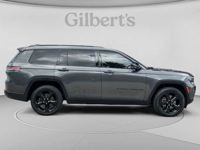 2022 Jeep Grand Cherokee L Altitude 4x2